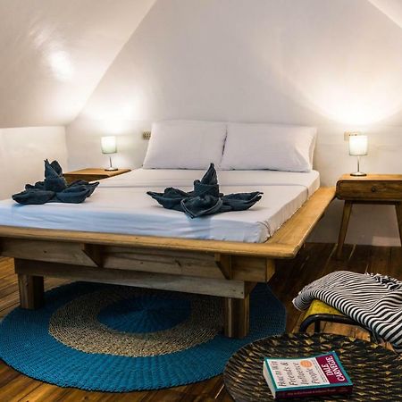 Garden Loft 90Sqm In The Heart Of El Nido- 2 Bedrooms Exterior foto